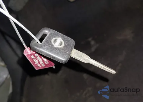 2011 Nissan Versa 1.8S z USA, uszkodzony, nr VIN 3N1BC1APXBL465055